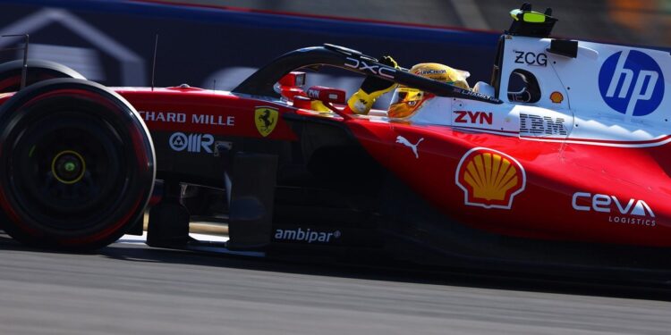 Льюис Хэмилтон продолжает избегать симулятора Ferrari: «Это помогло мне колоссально»