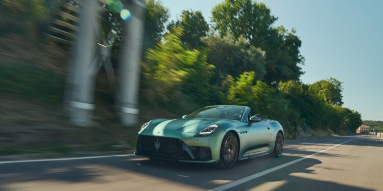 Maserati GranCabrio 2027: Обновлённый кабриолет готов к выходу на солнце