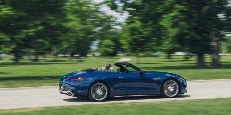 Mercedes-AMG SL63 S E Performance: 800-сильный гибрид, который рычит как настоящий AMG