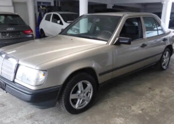 Mercedes W124: легендарный «очкарик» с пробегом и свежим ТО за разумные деньги