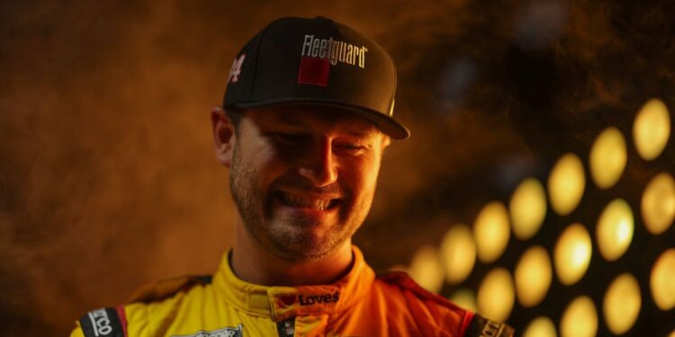 NASCAR In-Season Challenge: Давид против Голиафа второй год подряд