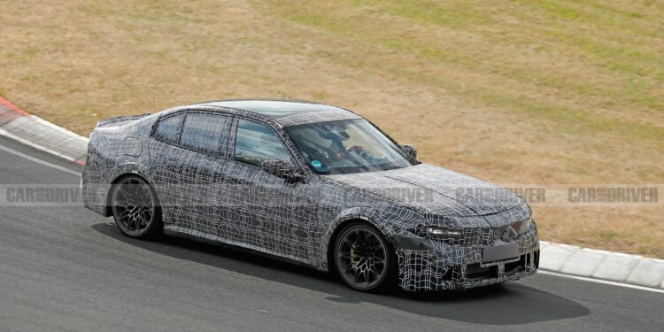 Новое поколение BMW M3 заметили на тестах: бензиновая «шестёрка» жива