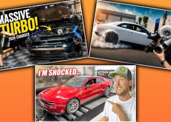 Новый Dodge Charger стал звездой YouTube: строят и крушат