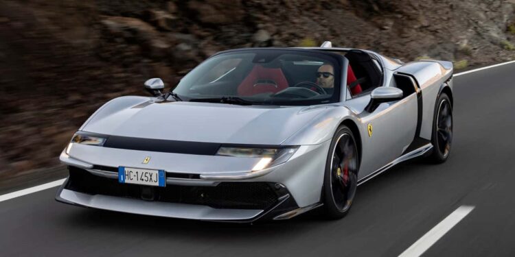 Очередь на Ferrari выросла до 2028 года: годовой план распродан