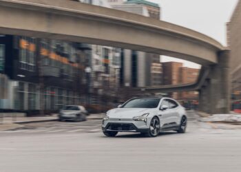 Polestar 4 подешевел до уровня Chevrolet Bolt: что происходит с ценами