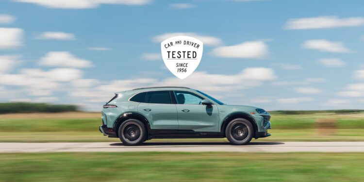 Porsche Cayenne Turbo EV разгоняется быстрее Lamborghini Revuelto и Lucid Gravity
