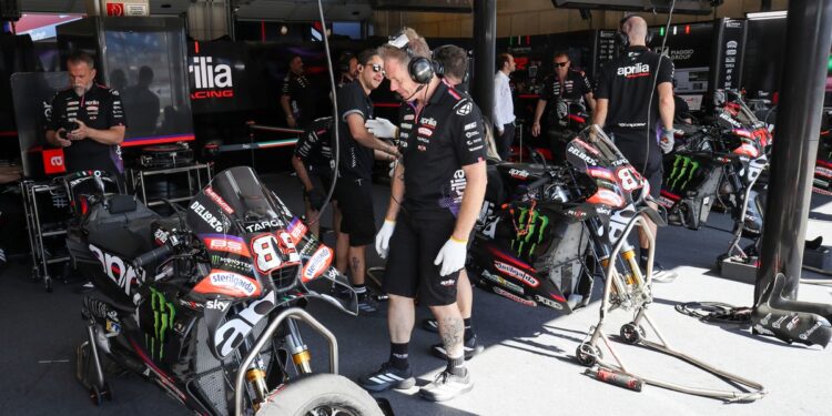 Предложение Aprilia по одному мотоциклу в MotoGP трещит по швам