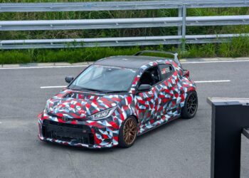 Прототип Toyota MR2 засветился на трассе Fuji Speedway