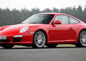 Пять поколений Porsche 911 на вторичке: от 993-го до 992-го