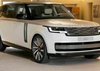 Range Rover открыл Bespoke Studio в Порто-Черво