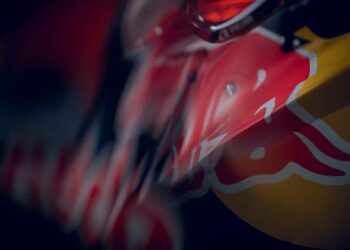 Red Bull продлевает контракт с KTM: энергетический гигант остаётся в MotoGP