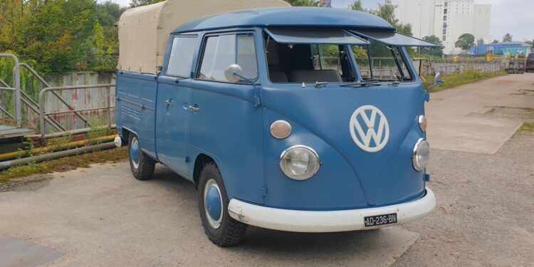 Редчайший Volkswagen T1 Doka 1966 года: владелец передумал продавать