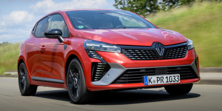 Renault Clio 2025: лизинг по цене подарка и без очереди