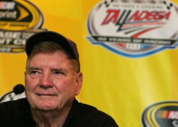 Ричард Брикхаус, победитель первого Talladega 500, умер в 87 лет