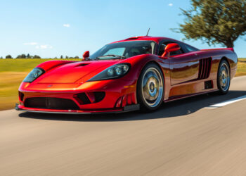 Saleen S7 Twin Turbo: Американская легенда, которую забыли