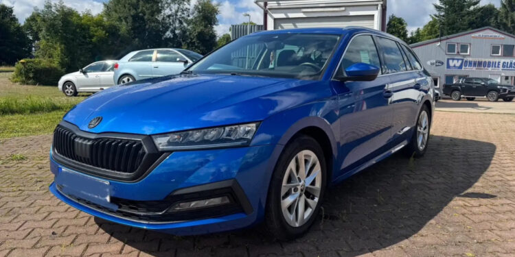 Skoda Octavia: культовый универсал теперь можно купить дешевле 20 000 евро