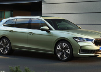 Skoda Superb Combi: скидка почти 14 000 евро