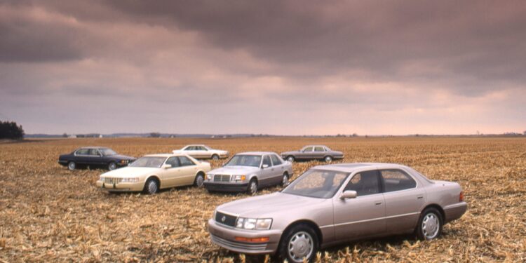 Сравнение седанов 1993 года: Audi V8 Quattro, BMW 740i, Cadillac STS, Jaguar XJ6, Lexus LS400 и Mercedes-Benz 400E