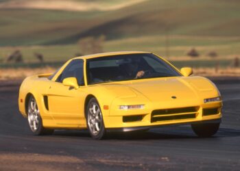Тест Acura NSX-T 1997: Шесть ступеней, больше мощи — и мечты сбываются