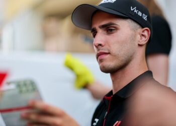 Томас Прайнинг взорвался после гонки DTM: «Это не спорт. Я близок к тому, чтобы бросить всё»