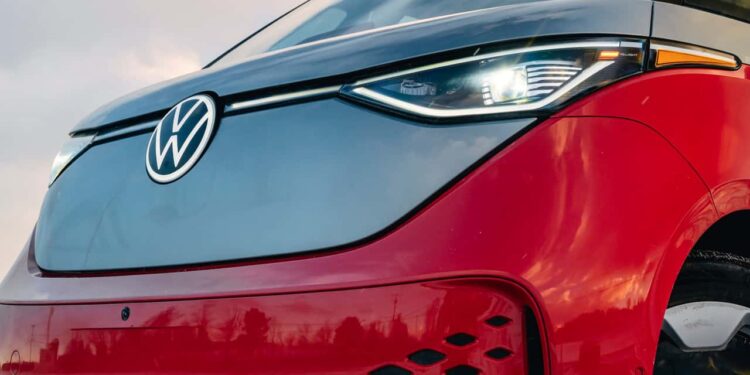 Volkswagen ID. Buzz: бензиновый генератор вместо батареи — инженеры искали решение