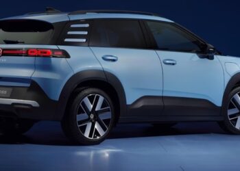 Volkswagen разворачивается: дебютирует ID. Cross — полностью электрический компактный SUV