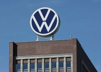Volkswagen теряет позиции в Китае: падение продаж в первом полугодии