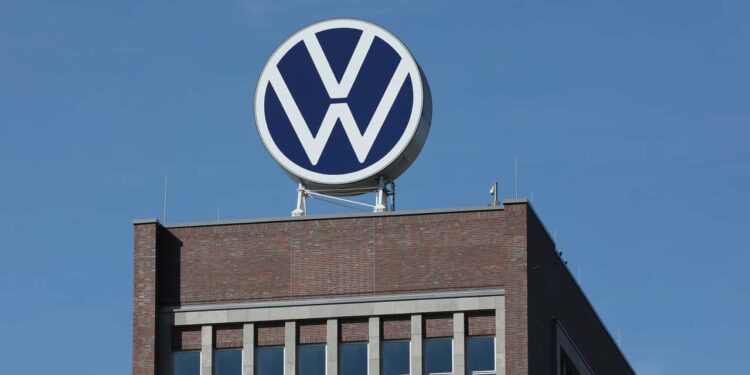 Volkswagen теряет позиции в Китае: падение продаж в первом полугодии