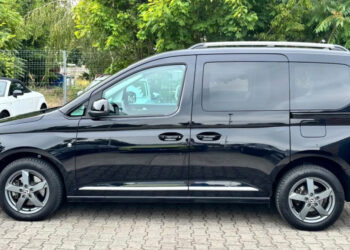VW Caddy с малым пробегом удивляет ценой