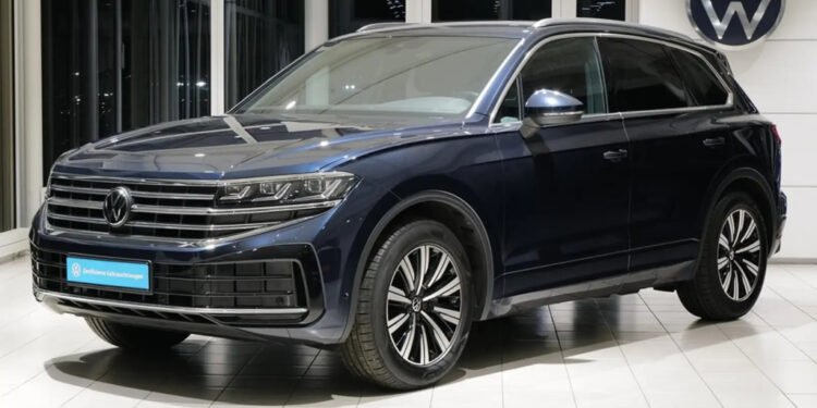 VW Touareg уходит — скидки на молодые подержанные зашкаливают