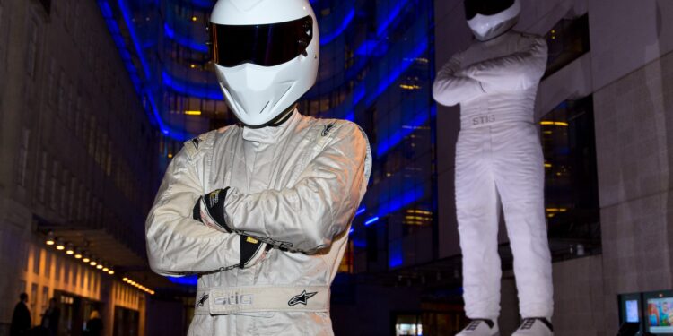 BBC подтвердила возвращение Top Gear: кто станет ведущим?