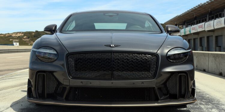 Bentley Supersports 2027: двухтонное купе, которое наконец-то похудело