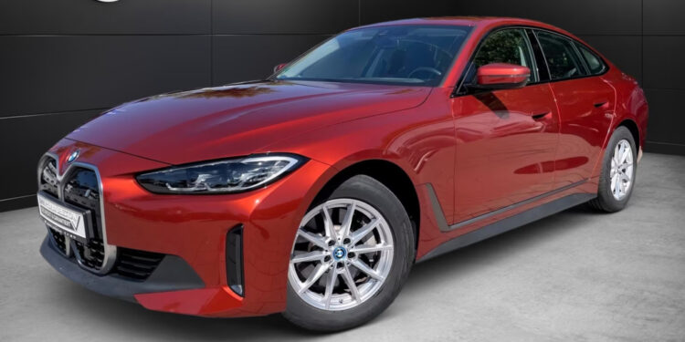 BMW i4 eDrive35 за 38 000 евро: премиум на вторичном рынке