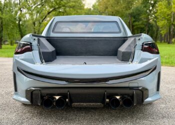 BMW M4 Competition xDrive превратили в пикап M4Maloo