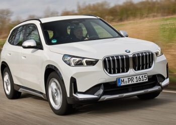 BMW на ТÜV: i3 и X5 — у кого крепче нервы