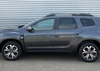 Dacia Duster Journey за 14 499 евро: ликвидный кроссовер по цене «базового» хэтчбека