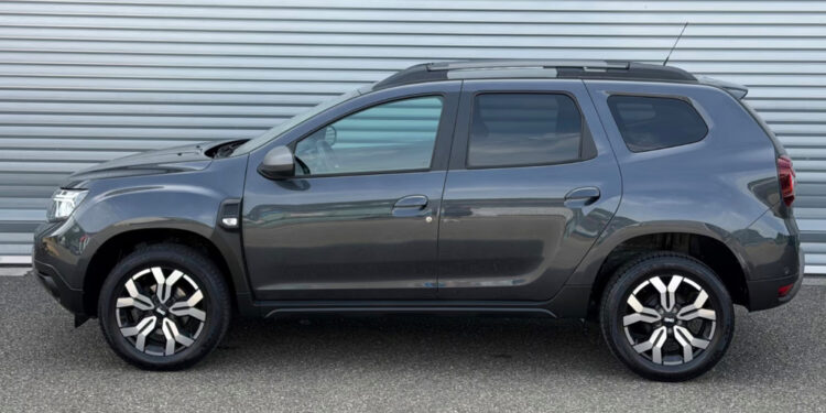 Dacia Duster Journey за 14 499 евро: ликвидный кроссовер по цене «базового» хэтчбека
