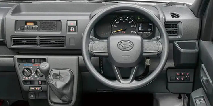Daihatsu обновила мини-вэн Hijet Cargo: цена прежняя — 6248 евро
