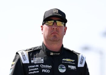 День Кайла Буша: почему 8/18 стало символом NASCAR