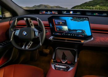Deshalb hält BMW am Bedienkonzept mit Touch und Sprache fest