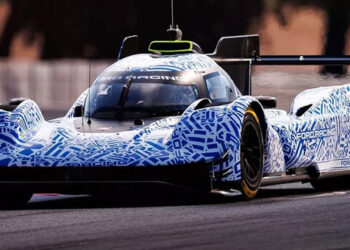 Ford показал гиперкар для Ле-Мана с атмосферным V8