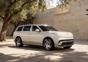 Genesis GV90 2027 — флагман с распашными дверями
