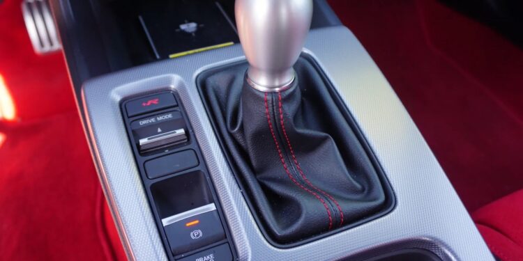 Honda сохранит механическую коробку, несмотря на падение спроса