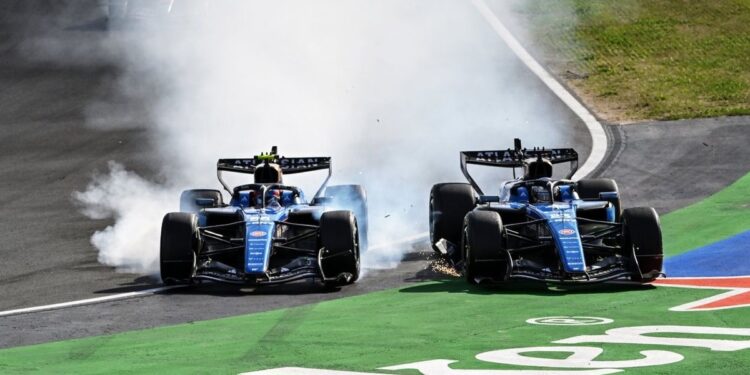 Коллинз: Williams не выдержит ущерб от аварии Сайнса и Албона