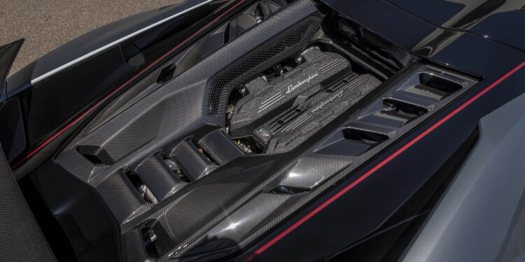 Lamborghini Revuelto SV: 1050 л.с. и режим для удовольствия