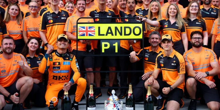 Мартин Брандл: победа McLaren не закрыла вопрос о титуле 2026