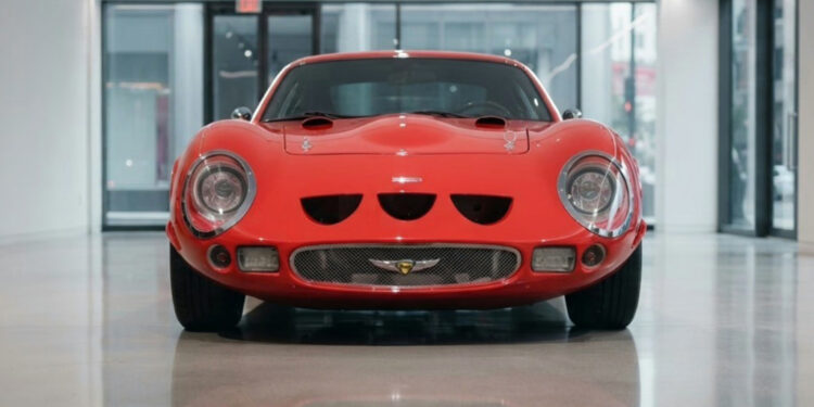 Mazda MX-5 под видом Ferrari 250 GTO продадут на аукционе