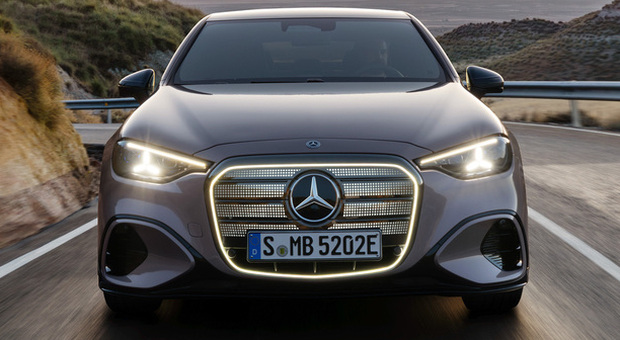 Mercedes делает ставку на электричество: C-Class получил версию BEV