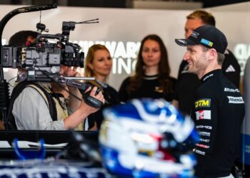 Никки Тим попал в документальный сериал DTM «Behind the Grid»