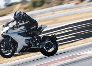 Norton понадобилось 100 прототипов для доводки Manx R